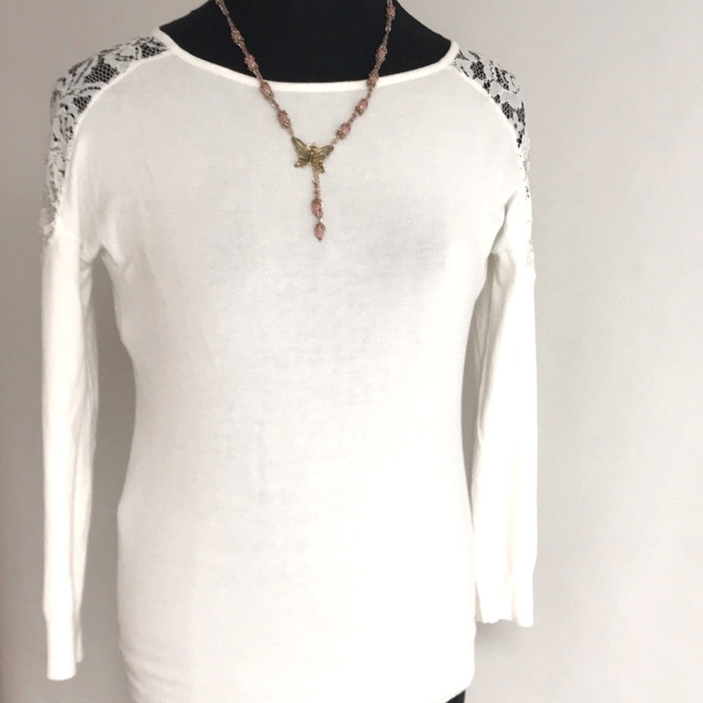 ROS&ALI Cold Shoulder Knit Sweater NWOT